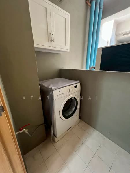 The Emporio Place, Bangkok, 93 Soi Sukhumvit 24, Sukhumvit Road, Khong Tan, Khlong Toei, Bangkok, 1 Bedroom, 65 sqm, Condo For Rent, by Anya Atarchanai , 500183628 - DDproperty.com