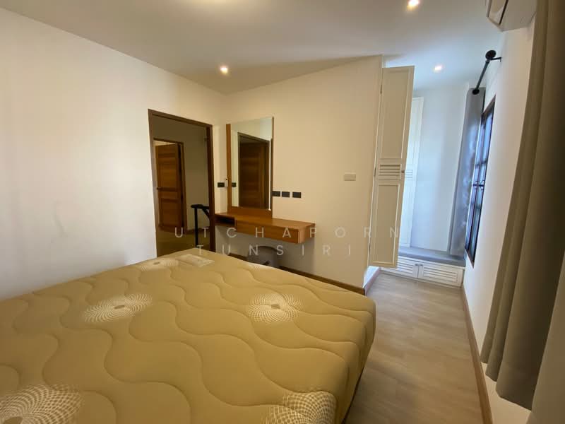 ทาวน์เฮ้าส์กลางเมือง ให้เช่า – ใกล้รร.สารสาสน์วิเทศเชียงใหม่ เพียง 5 นาที ค่าเช่า 13,000 บาท / เดือน, Chiang Mai, Tha Sa La, Muang Chiang Mai, Chiang Mai, 3 Bedrooms, 110 sqm, Townhouse For Rent, by Rutchaporn Tunsiri, 500183631 - DDproperty.com