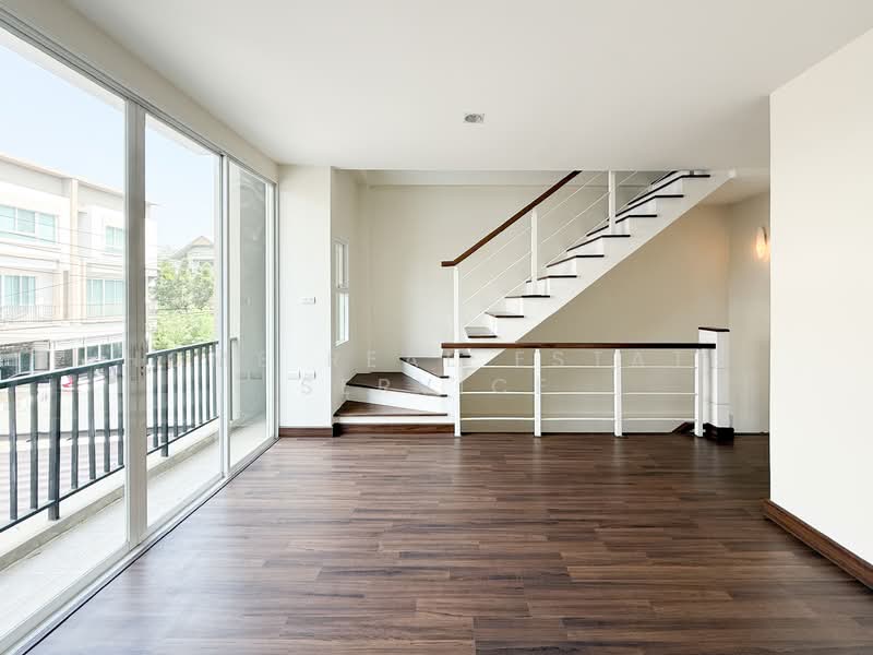 Lumpini Town Place Ratchayothin-Sena, Bangkok, Chan Kasem, Chatuchak, Bangkok, 3 Bedrooms, 180 sqm, Townhouse For Sale, by HOME Real Estate Service, 500183640 - DDproperty.com