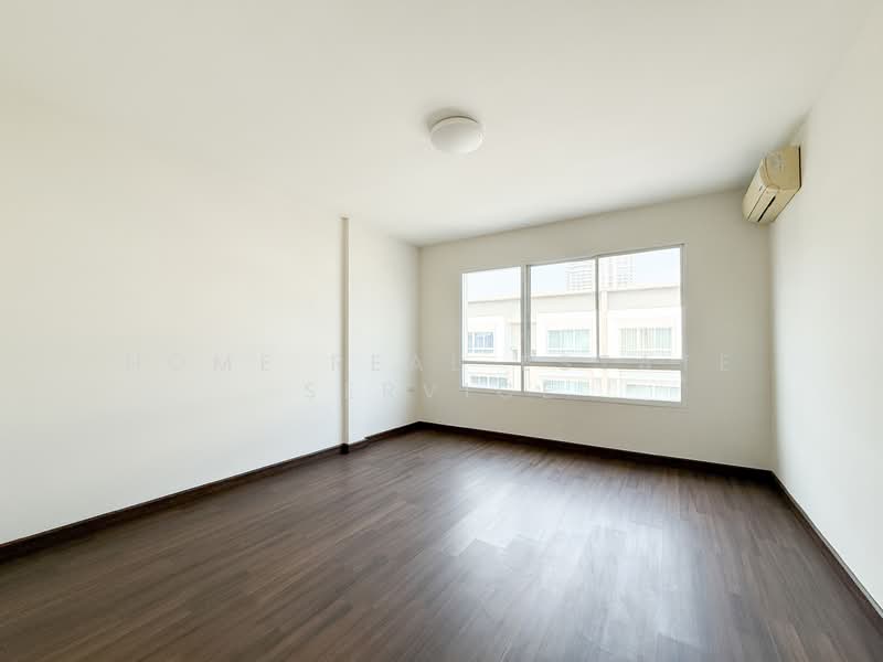 Lumpini Town Place Ratchayothin-Sena, Bangkok, Chan Kasem, Chatuchak, Bangkok, 3 Bedrooms, 180 sqm, Townhouse For Sale, by HOME Real Estate Service, 500183640 - DDproperty.com