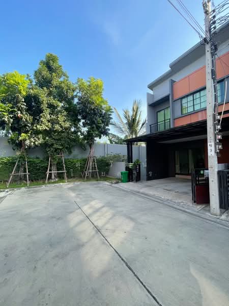 Siri Place Charan-Pinklao : สิริ เพลส จรัญ-ปิ่นเกล้า, นนทบุรี, ถนน บางกรวย-จงถนอม, วัดชลอ, บางกรวย, นนทบุรี, 133 ตร.ม., ทาวน์เฮ้าส์ ขาย, โดย ศุภวัฒน์ ไชยสาร, 500183655 - DDproperty.com