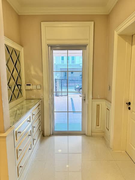 Narasiri Bangna, Samut Prakan, Bangna-Trad Road, Bangphli Yai, Bang Plee, Samut Prakan, 4 Bedrooms, 397 sqm, Single Detached House For Sale, by HOME Real Estate Service, 500183718 - DDproperty.com