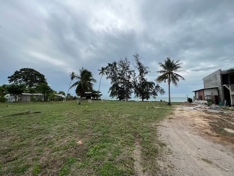 หาดขนอม อำเภอขนอม จังหวัดนครศรีธรรมราช, Nakhon Si Thammarat, Khanom, Khanom, Nakhon Si Thammarat, , 6,800 sqm, Land For Sale, by ศิวพร วันทา, 500183722 - DDproperty.com