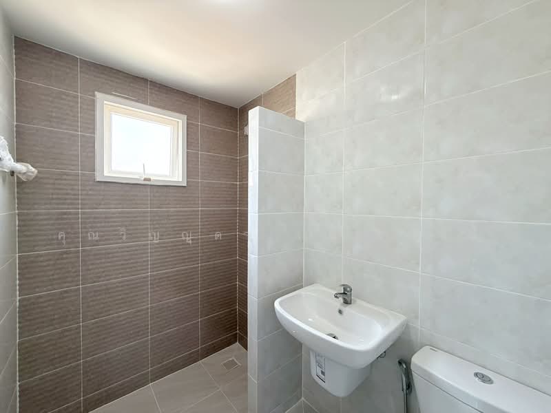 Supalai Ville Wongwaen-Lumlukka Klong 5 : ศุภาลัย วิลล์ วงแหวน-ลำลูกกา คลอง 5, ปทุมธานี, บึงคำพร้อย, ลำลูกกา, ปทุมธานี, 150 ตร.ม., บ้านแฝด ขาย, โดย คุณวิญญุดา เหล่าสันน์, 500183746 - DDproperty.com