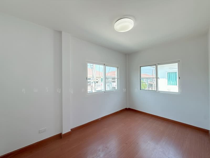 Supalai Ville Wongwaen-Lumlukka Klong 5, Pathum Thani, Bung Kham Proi, Lam Luk Ka, Pathum Thani, 4 Bedrooms, 150 sqm, Semi-Detached House (Twin House) For Sale, by คุณวิญญุดา เหล่าสันน์, 500183746 - DDproperty.com