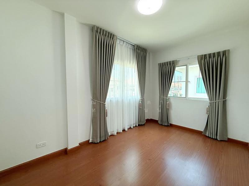 Supalai Ville Wongwaen-Lumlukka Klong 5, Pathum Thani, Bung Kham Proi, Lam Luk Ka, Pathum Thani, 3 Bedrooms, 140 sqm, Semi-Detached House (Twin House) For Sale, by คุณวิญญุดา เหล่าสันน์, 500183746 - DDproperty.com