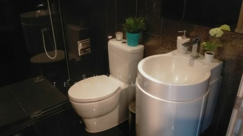 Rhythm Sukhumvit 36-38, Bangkok, 55 Soi Sukhumvit 36, Sukhumvit Road, Phra Kanong, Khlong Toei, Bangkok, 2 Bedrooms, 55 sqm, Condo For Rent, by Suchira Teshasamphan, 500183765 - DDproperty.com