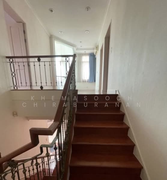 Narasiri Sathorn-Wongwaen, Bangkok, Soi Narasiri Sathorn - Wongwaen, Lak Song, Bang Khae, Bangkok, 4 Bedrooms, 270 sqm, Single Detached House For Sale, by Khemasooch Chiraburanan, 500183780 - DDproperty.com