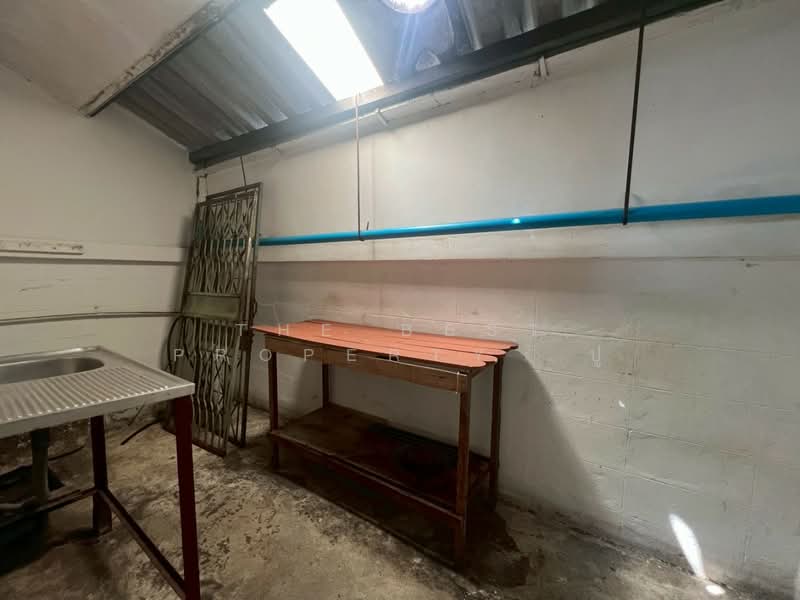 หมู่บ้านแฟมิลี่ปาร์ค ชลบุรี (Family Park), ชลบุรี, นาป่า, เมืองชลบุรี, ชลบุรี, 120 ตร.ม., ทาวน์เฮ้าส์ ขาย, โดย The Best Property  ปู, 500183821 - DDproperty.com