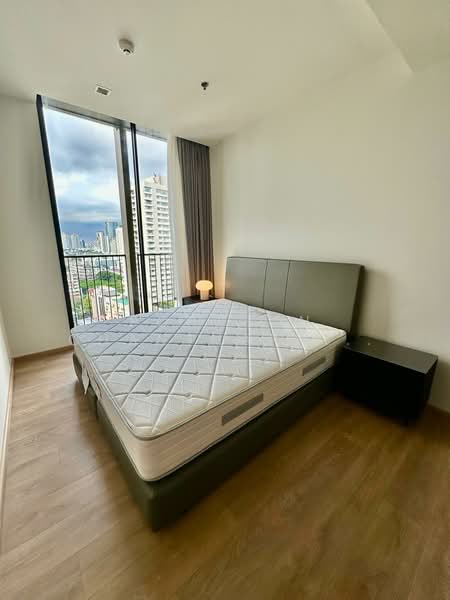 Noble Around Sukhumvit 33, Bangkok, 17 Soi Sukhumvit 33, Khlong Tan Nua, Watthana, Bangkok, 1 Bedroom, 43 sqm, Condo For Sale, by Pornpan Chantharakasemchai, 500183827 - DDproperty.com