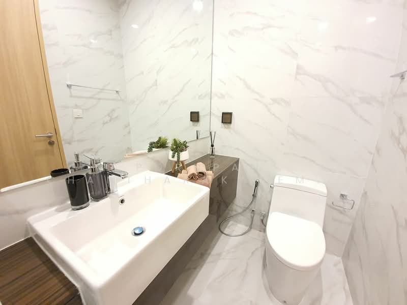 Noble BE19 Sukhumvit, Bangkok, 89 Sukhumvit 19 Alley, Khlong Tan Nua, Watthana, Bangkok, 1 Bedroom, 33 sqm, Condo For Rent, by Pornpan Chantharakasemchai, 500183835 - DDproperty.com