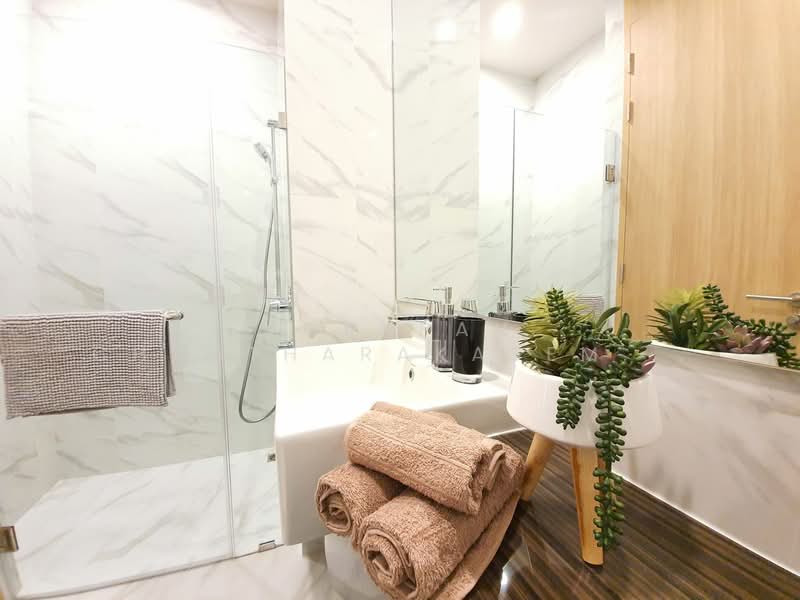 Noble BE19 Sukhumvit, Bangkok, 89 Sukhumvit 19 Alley, Khlong Tan Nua, Watthana, Bangkok, 1 Bedroom, 33 sqm, Condo For Rent, by Pornpan Chantharakasemchai, 500183835 - DDproperty.com