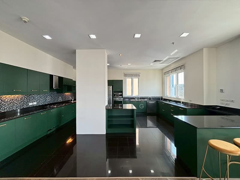 Grand Mercure Bangkok Asoke Residence, Bangkok, 50 5 Soi Sukhumvit 19, Khlong Tan Nua, Watthana, Bangkok, 4 Bedrooms, 440 sqm, Condo For Rent, by Bangkok House Living, 500183843 - DDproperty.com