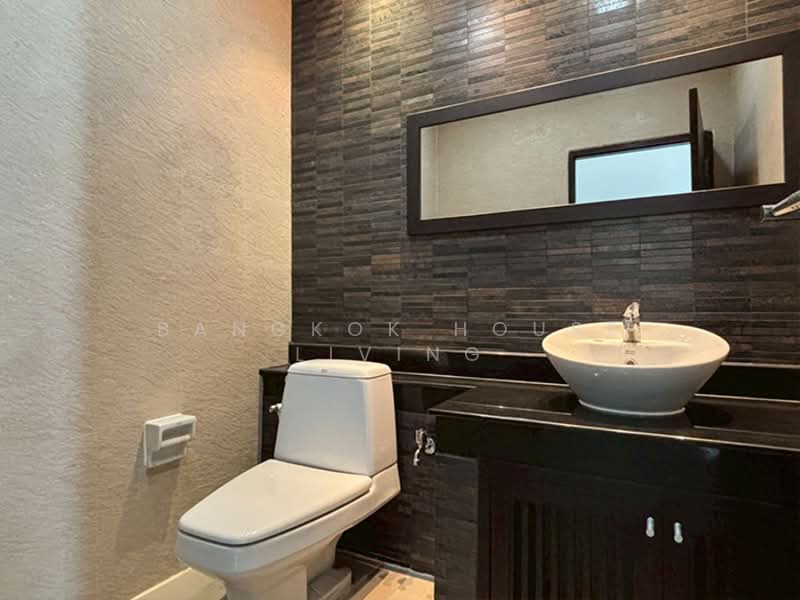 Grand Mercure Bangkok Asoke Residence, Bangkok, 50 5 Soi Sukhumvit 19, Khlong Tan Nua, Watthana, Bangkok, 4 Bedrooms, 440 sqm, Condo For Rent, by Bangkok House Living, 500183843 - DDproperty.com