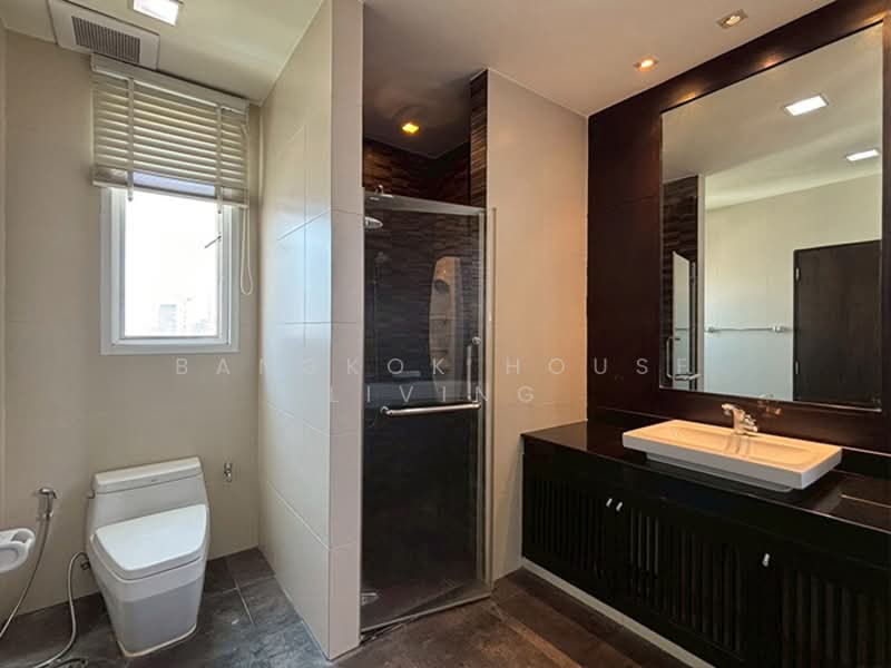 Grand Mercure Bangkok Asoke Residence, Bangkok, 50 5 Soi Sukhumvit 19, Khlong Tan Nua, Watthana, Bangkok, 4 Bedrooms, 440 sqm, Condo For Rent, by Bangkok House Living, 500183843 - DDproperty.com