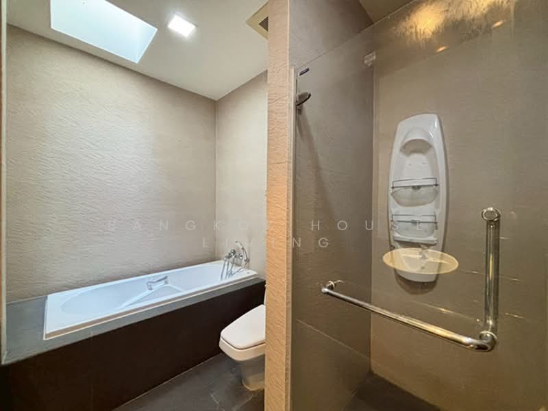 Grand Mercure Bangkok Asoke Residence : แกรนด์ เมอร์เคียว อโศก เรสซิเดนซ์, กรุงเทพ, 50 5 ซอย สุขุมวิท 19, คลองตันเหนือ, วัฒนา, กรุงเทพ, 440 ตร.ม., คอนโด ให้เช่า, โดย Bangkok House Living, 500183843 - DDproperty.com