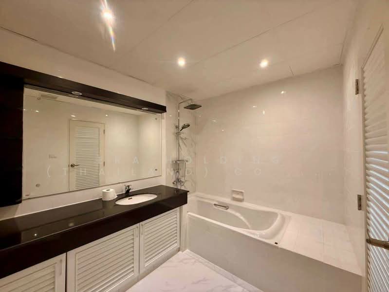 Liberty Park 2, Bangkok, 55 Soi Sukhumvit 11, Khlongtoei Nua, Watthana, Bangkok, 3 Bedrooms, 119 sqm, Condo For Rent, by ERA Holding (Thailand) Co., Ltd., 500183871 - DDproperty.com