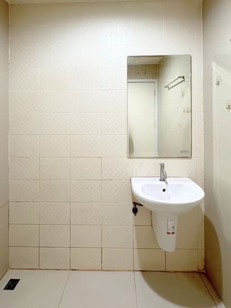 Pruksa Ville 69 Kanjana-Ladpladuke, Nonthaburi, Kanchanapisek Road, Soi Bang Phai 14, Bang Bua Thong, Bang Bua Thong, Nonthaburi, 3 Bedrooms, 120 sqm, Townhouse For Sale, by Punpapa Rassamee, 500183887 - DDproperty.com