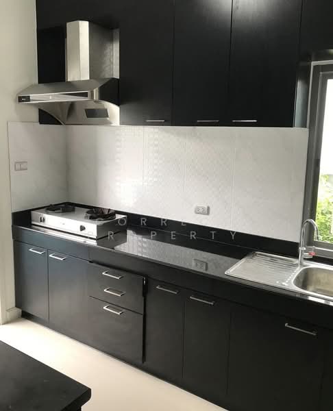 Perfect Place Sukhumvit 77-Suvarnabhumi, Samut Prakan, Lat Krabang Road, Rachathewa, Bang Plee, Samut Prakan, 4 Bedrooms, 147 sqm, Single Detached House For Rent, by Correct Property, 500183901 - DDproperty.com