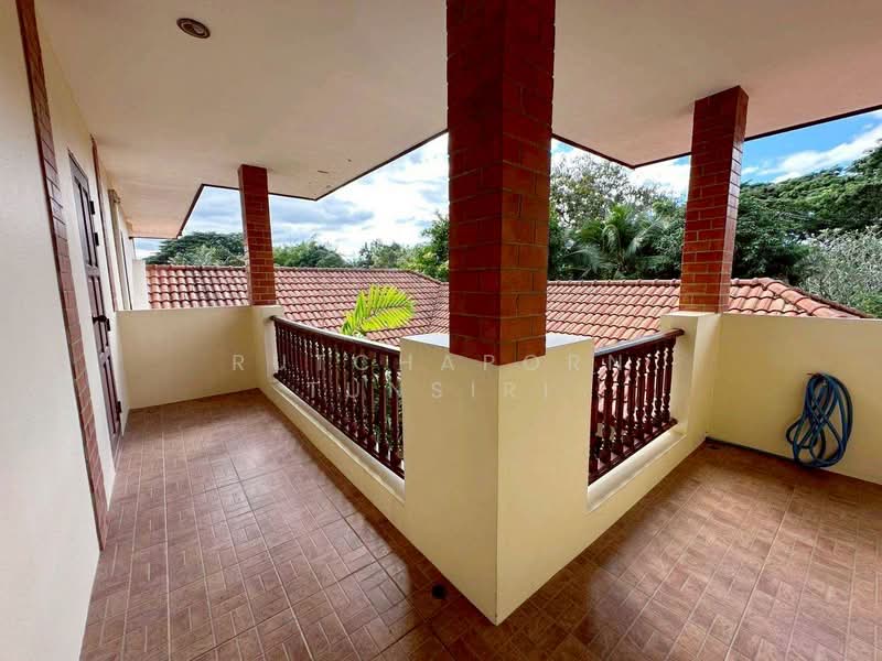 Pool Villa ให้เช่า ใกล้ตลาดแม่กวง เพียง 10 นาที ค่าเช่า 55,000 บาท / เดือน รหัสทรัพย์ : No.12P003, Chiang Mai, San Na Moeng, San Sai, Chiang Mai, 3 Bedrooms, 438 sqm, Single Detached House For Rent, by Rutchaporn Tunsiri, 500183914 - DDproperty.com