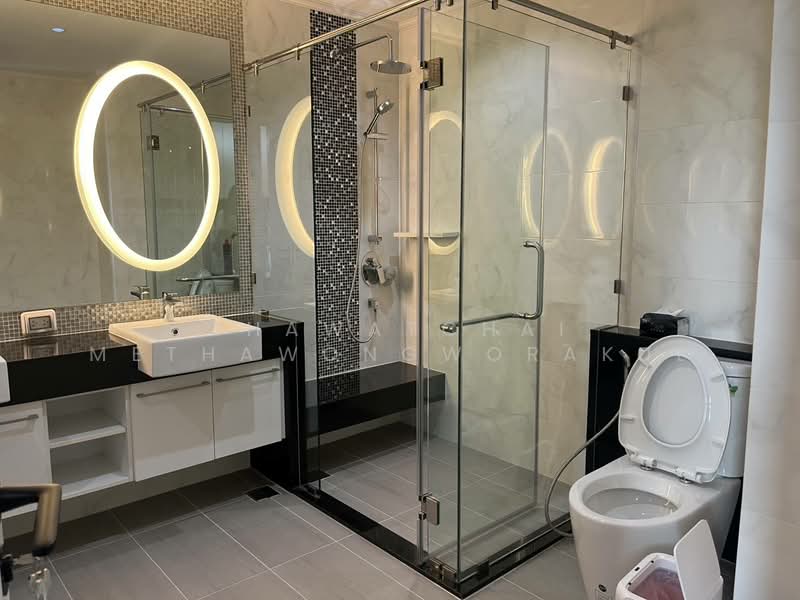 Supalai Oriental Sukhumvit 39, Bangkok, Soi Sukhumvit 39, Khlong Tan Nua, Watthana, Bangkok, 3 Bedrooms, 200 sqm, Condo For Rent, by Thawatchai Methawongworakul, 500183923 - DDproperty.com