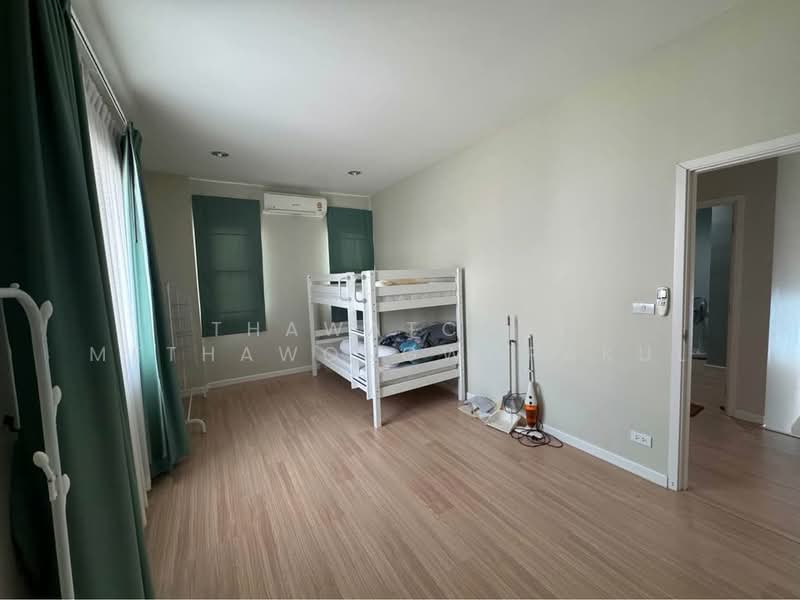 4-BR House, Bangkok, Sam Wa Tawan Tok, Khlong Sam Wa, Bangkok, 4 Bedrooms, 325 sqm, Single Detached House For Sale, by Thawatchai Methawongworakul, 500183925 - DDproperty.com