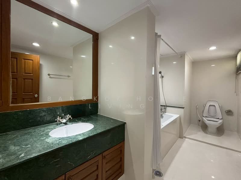 Centre Point Residence Phromphong : เซ็นเตอร์พ้อยท์ เรสซิเด้นซ์ พร้อมพงษ์, กรุงเทพ, ซ.สุขุมวิท39, คลองตันเหนือ, วัฒนา, กรุงเทพ, 325 ตร.ม., คอนโด ให้เช่า, โดย Bangkok House Living, 500183930 - DDproperty.com