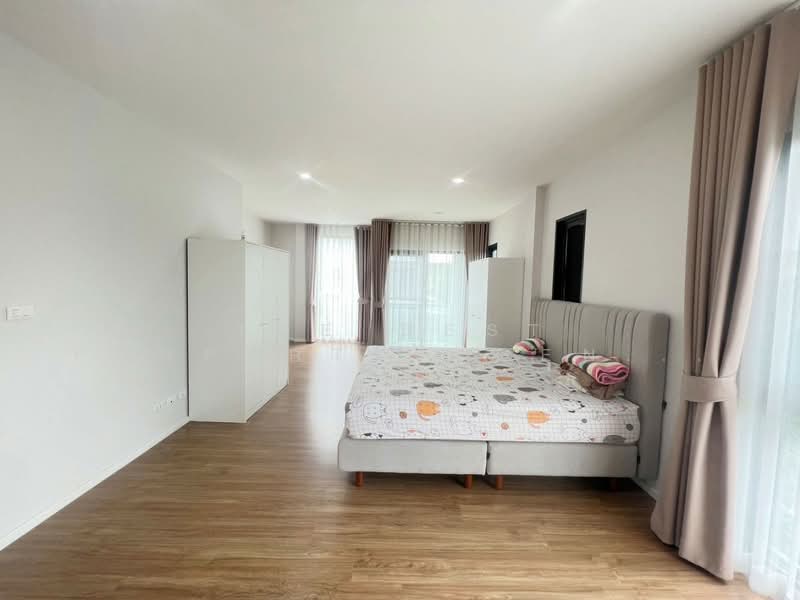 Baan Klang Muang The Edition Sathorn-Suksawat, Bangkok, Soi Suksawat 64, Bangmot, Thung Khru, Bangkok, 4 Bedrooms, 150 sqm, Townhouse For Sale, by The Best Property Agent ปู, 500183933 - DDproperty.com