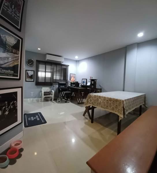 Plus City Park Ekamai-Ramintra, Bangkok, Nuanchan Road, Nuan Chan, Bueng Kum, Bangkok, 3 Bedrooms, 180 sqm, Townhouse For Sale, by Thawatchai Methawongworakul, 500183949 - DDproperty.com