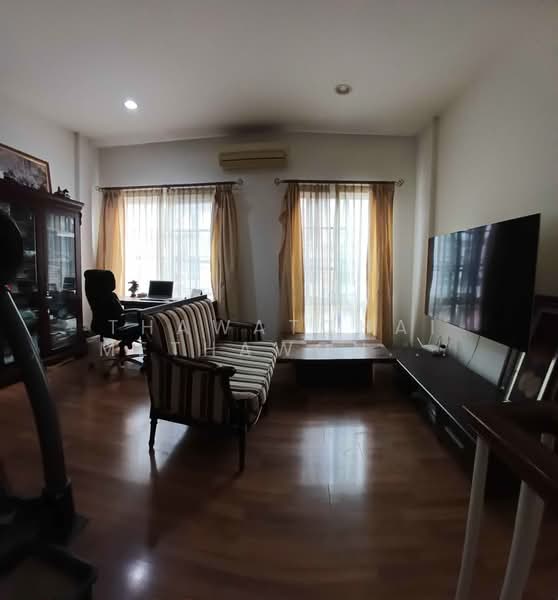 Plus City Park Ekamai-Ramintra, Bangkok, Nuanchan Road, Nuan Chan, Bueng Kum, Bangkok, 3 Bedrooms, 180 sqm, Townhouse For Sale, by Thawatchai Methawongworakul, 500183949 - DDproperty.com