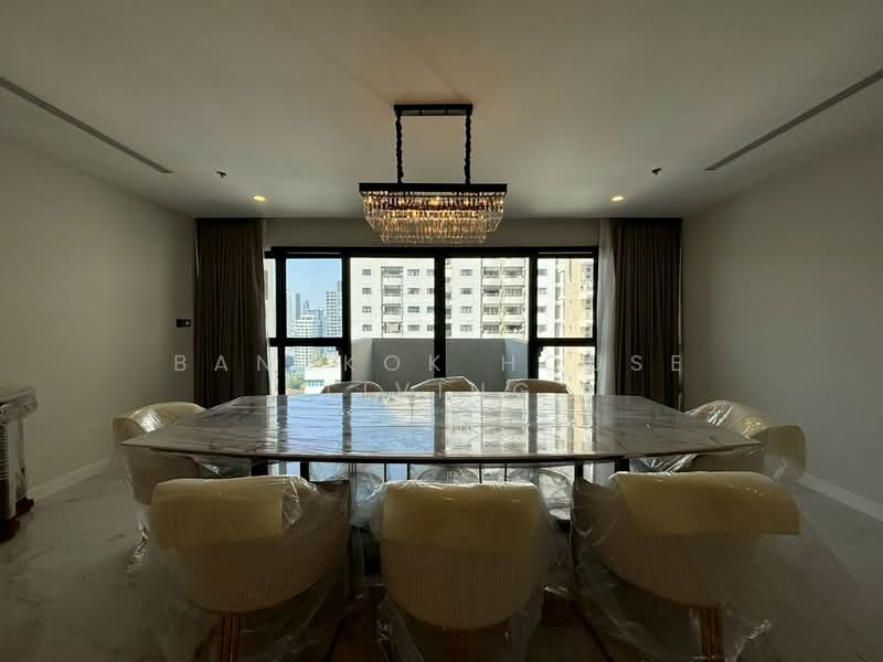 Shanti Sadan, Bangkok, 28 Sukhumvit 59, Khlong Tan Nua, Watthana, Bangkok, 3 Bedrooms, 285 sqm, Condo For Rent, by Bangkok House Living, 500183964 - DDproperty.com