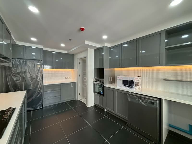 Shanti Sadan, Bangkok, 28 Sukhumvit 59, Khlong Tan Nua, Watthana, Bangkok, 3 Bedrooms, 285 sqm, Condo For Rent, by Bangkok House Living, 500183964 - DDproperty.com