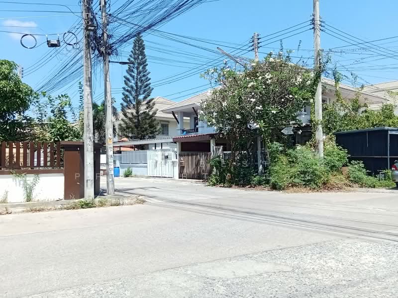 มณีแก้ว กรีนเฮ้าส์, Chon Buri (Pattaya), Huai Kapi, Muang Chon Buri, Chon Buri (Pattaya), 3 Bedrooms, 150 sqm, Semi-Detached House (Twin House) For Sale, by The Best Property แอน, 500183968 - DDproperty.com
