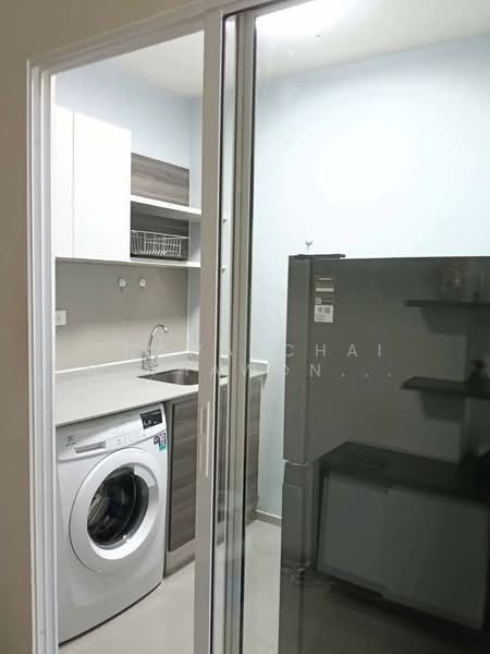 Centric Ratchada-Huai Khwang, Bangkok, Ratchadapisek Road, Huai Khwang, Huai Khwang, Bangkok, 1 Bedroom, 32 sqm, Condo For Rent, by Thawatchai Methawongworakul, 500183980 - DDproperty.com