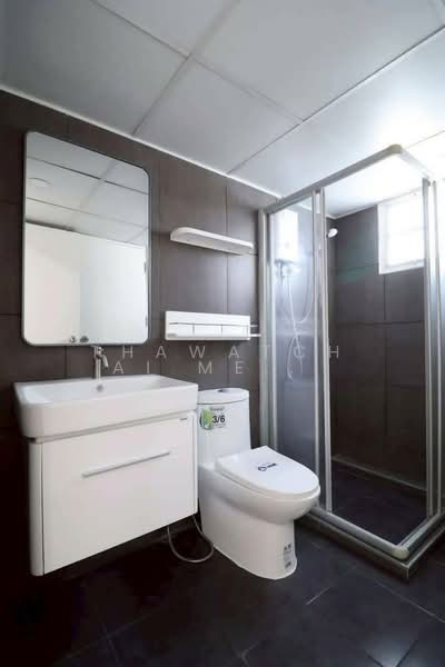 Century Park, Bangkok, 49 22 Vibhavadi-Rangsit Road, Jom Phon, Chatuchak, Bangkok, 2 Bedrooms, 69 sqm, Condo For Rent, by Thawatchai Methawongworakul, 500183993 - DDproperty.com