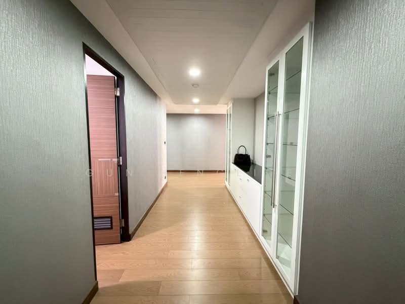 The Avenue Sukumvit 61, Bangkok, Sukhumvit 61, Khlong Tan Nua, Watthana, Bangkok, 3 Bedrooms, 190 sqm, Condo For Rent, by Gun Henglite , 500184065 - DDproperty.com
