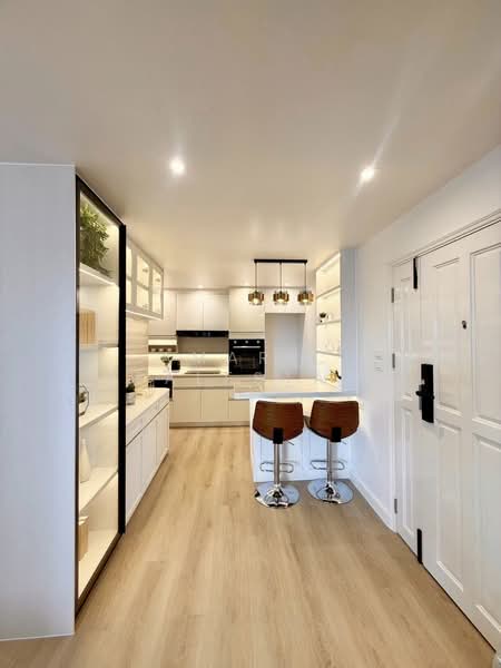 For Rent - Lumpini Place Narathiwas 24, Bangkok