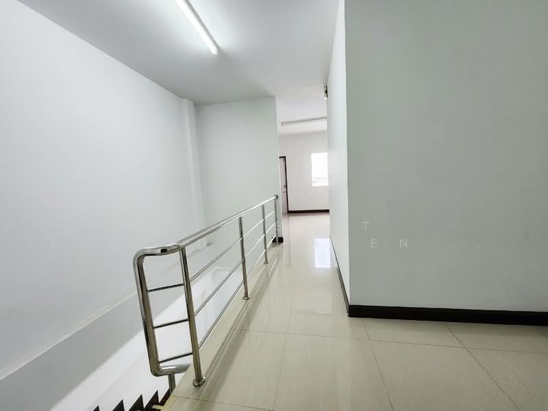 The Prime London, Chon Buri (Pattaya), Nong Chak, Ban Bung, Chon Buri (Pattaya), , 150 sqm, Shophouse For Sale, by The Best Property Agent ส้ม, 500184099 - DDproperty.com