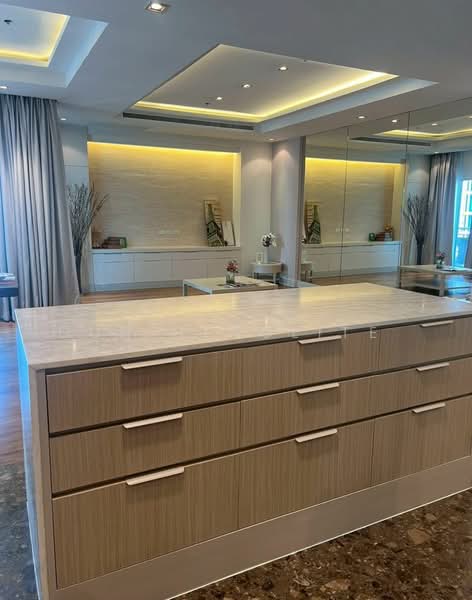 Royal Residence Park, Bangkok, 99 Royal Resident Park Lumphini, Lumphini, Pathum Wan, Bangkok, 3 Bedrooms, 220 sqm, Apartment For Rent, by Gun Henglite , 500184101 - DDproperty.com