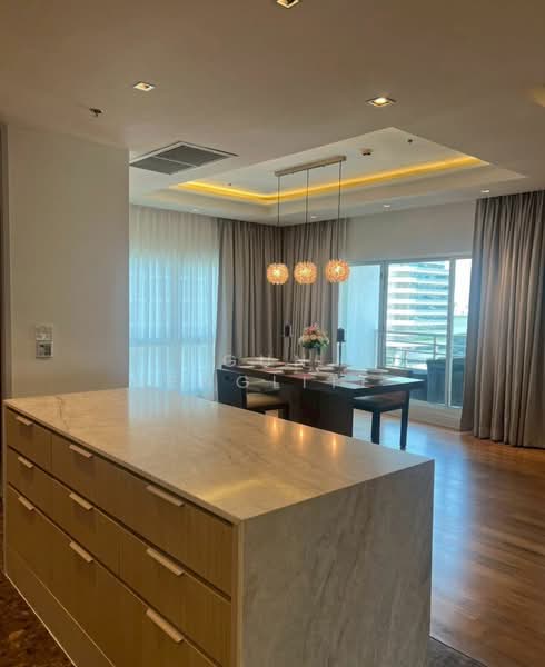 Royal Residence Park, Bangkok, 99 Royal Resident Park Lumphini, Lumphini, Pathum Wan, Bangkok, 3 Bedrooms, 220 sqm, Apartment For Rent, by Gun Henglite , 500184101 - DDproperty.com