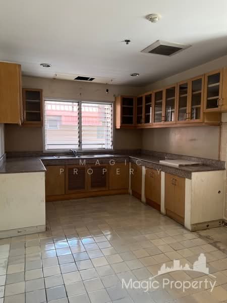 Baan Suan Sukhothai : บ้านสวนสุโขทัย, กรุงเทพ, 111 คอนโดบ้านสวนสุโขทัย, ดุสิต, ดุสิต, กรุงเทพ, 871 ตร.ม., คอนโด ขาย, โดย Magic Property, 500184112 - DDproperty.com