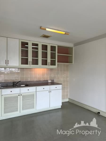 Baan Suan Sukhothai, Bangkok, 111/1-201 Samsen Rd., Dusit, Dusit, Bangkok, 9 Bedrooms, 871 sqm, Condo For Sale, by Magic Property, 500184112 - DDproperty.com