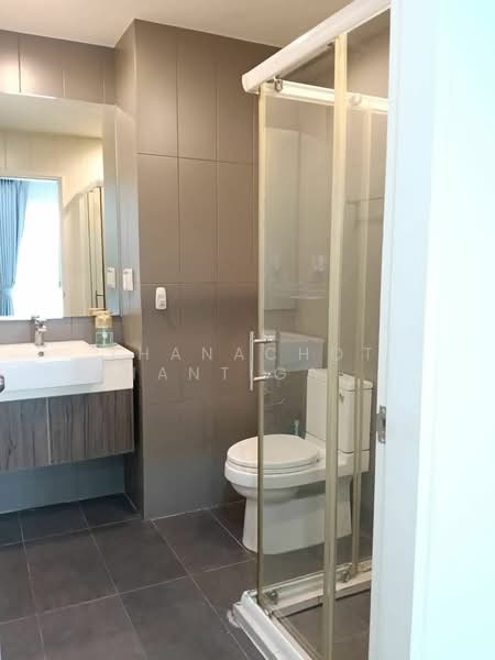 Centric Ratchada-Huai Khwang, Bangkok, Ratchadapisek Road, Huai Khwang, Huai Khwang, Bangkok, 1 Bedroom, 31 sqm, Condo For Rent, by Thanachot Khantigamongun, 500184124 - DDproperty.com