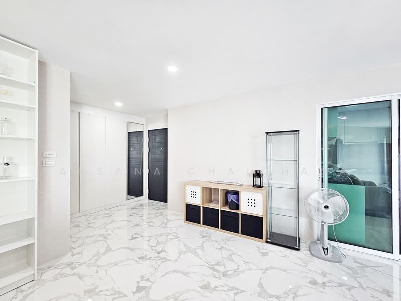 Belle Grand Rama 9, Bangkok, 131 Rama 9 Road, Huai Khwang, Huai Khwang, Bangkok, 2 Bedrooms, 105 sqm, Condo For Sale, by Laksana Chaichana, 500184180 - DDproperty.com