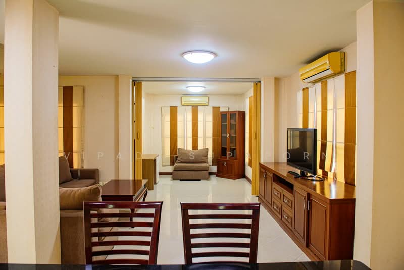 Perfect Place Ramkhamhaeng 164, Bangkok, Soi Ramkhamhaeng 164, Saphan Sung, Saphan Sung, Bangkok, 3 Bedrooms, 204 sqm, Single Detached House For Rent, by Vipada Supaporn, 500184207 - DDproperty.com