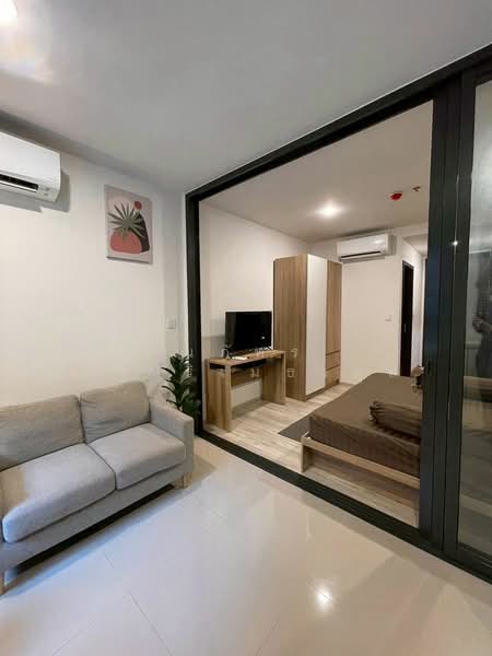 XT Huaikhwang, Bangkok, 244 Ratchadaphisek Road, Huai Khwang, Huai Khwang, Bangkok, 1 Bedroom, 30 sqm, Condo For Rent, by ณภัทร พรสิริเมธากุล, 500184210 - DDproperty.com