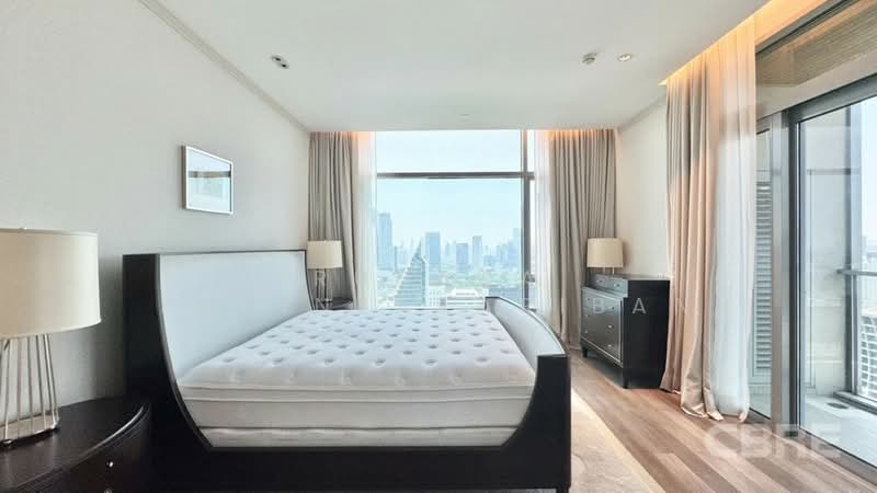 Oriental Residence, Bangkok, 110 Witthayu Road, Lumphini, Pathum Wan, Bangkok, 3 Bedrooms, 200 sqm, Condo For Sale, by Rusada Purintarapiban, 500184239 - DDproperty.com