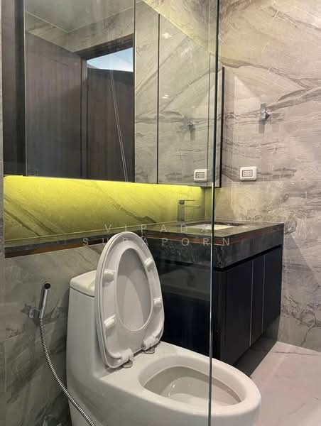 LAVIQ Sukhumvit 57, Bangkok, Soi Sukhumvit 57, Sukhumvit Road, Khlong Tan Nua, Watthana, Bangkok, 1 Bedroom, 46 sqm, Condo For Rent, by Vipada Supaporn, 500184245 - DDproperty.com