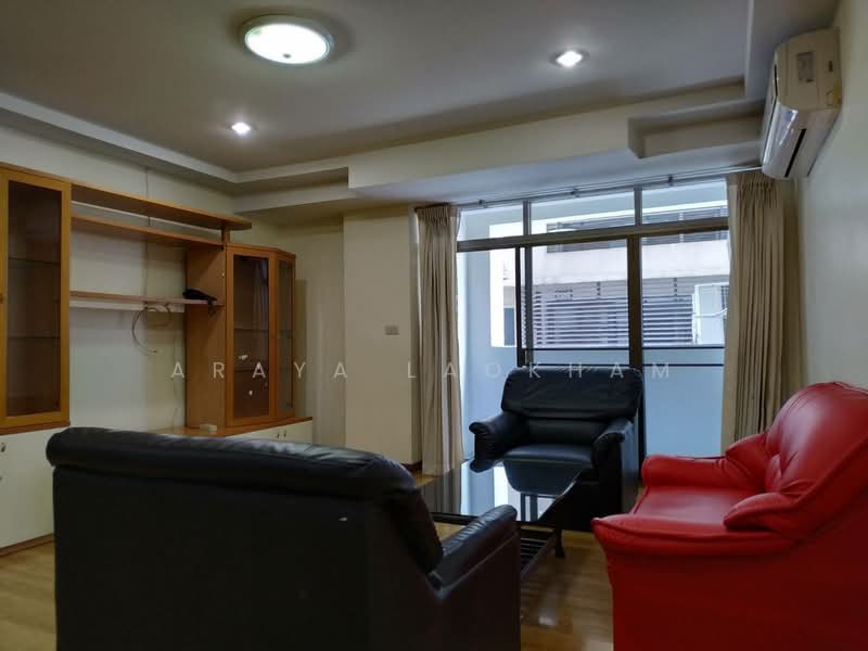 Royal Castle Sukhumvit, Bangkok, 30 Soi Sukhumvit 39, Khlongtoei Nua, Watthana, Bangkok, 3 Bedrooms, 120 sqm, Condo For Sale, by Araya Laokham, 500184267 - DDproperty.com