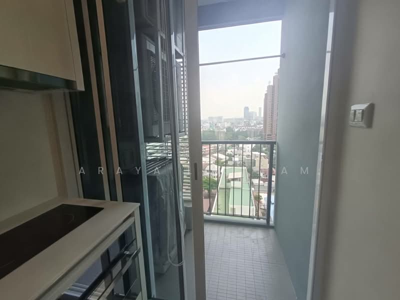 The Saint Residences Ladprao, Bangkok, 588 Vibhavadi-Rangsit Road, Jom Phon, Chatuchak, Bangkok, 1 Bedroom, 30 sqm, Condo For Rent, by Araya Laokham, 500184271 - DDproperty.com